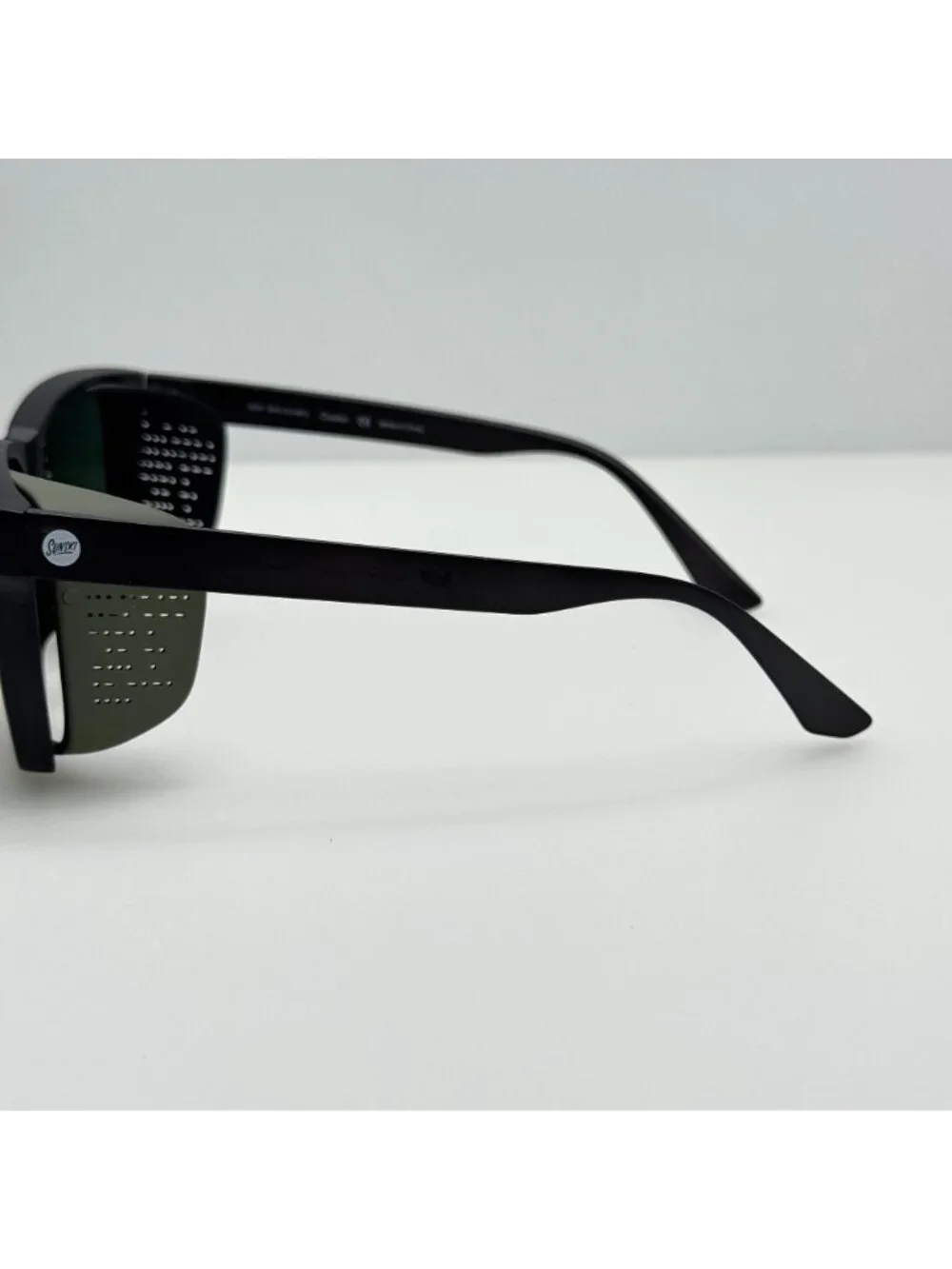 Sunski Sunglasses Coulair 2205 Sun-CO-BFO W/ Case